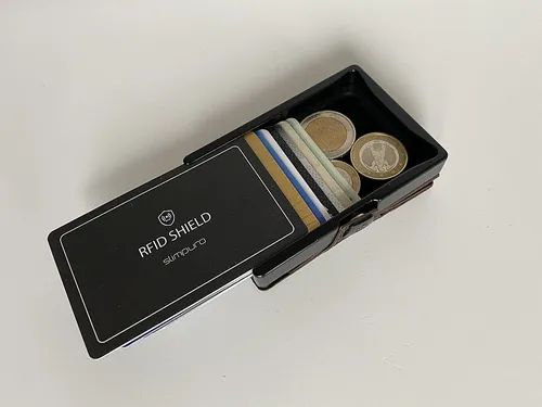 ZNAP slim wallet with money clip and coin case